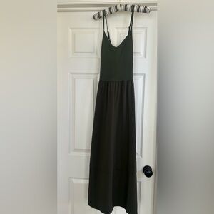 Athleta Elation V-Neck  Hybrid Dress